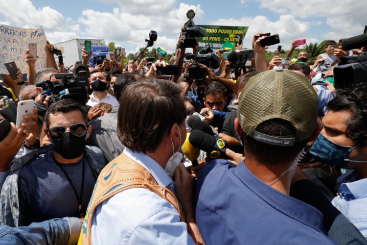 Bolsonaro chama jornalista baiana de
